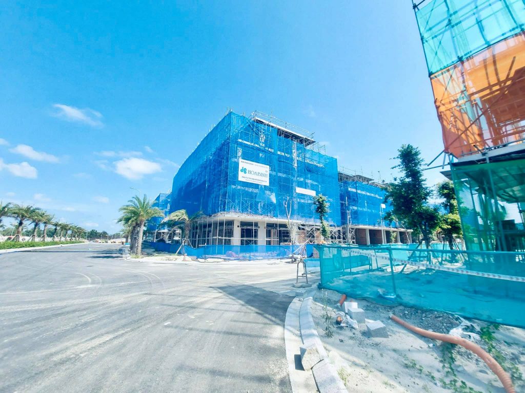 Tiến độ biệt thự Meyhomes Capital