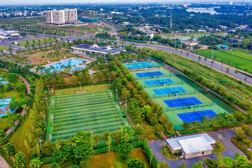 Nhà Vườn 1 Trệt 1 Lầu 1