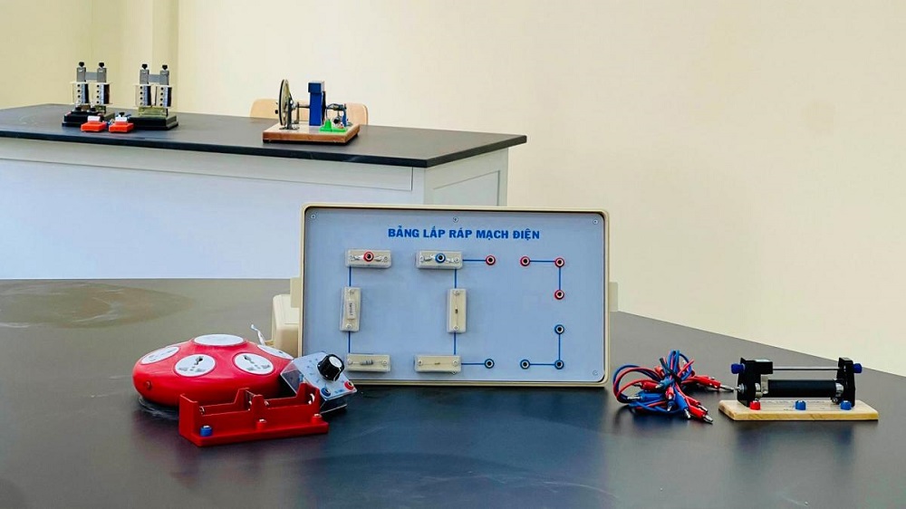 Trường Ngô Thời Nhiệm Bình Tân 0